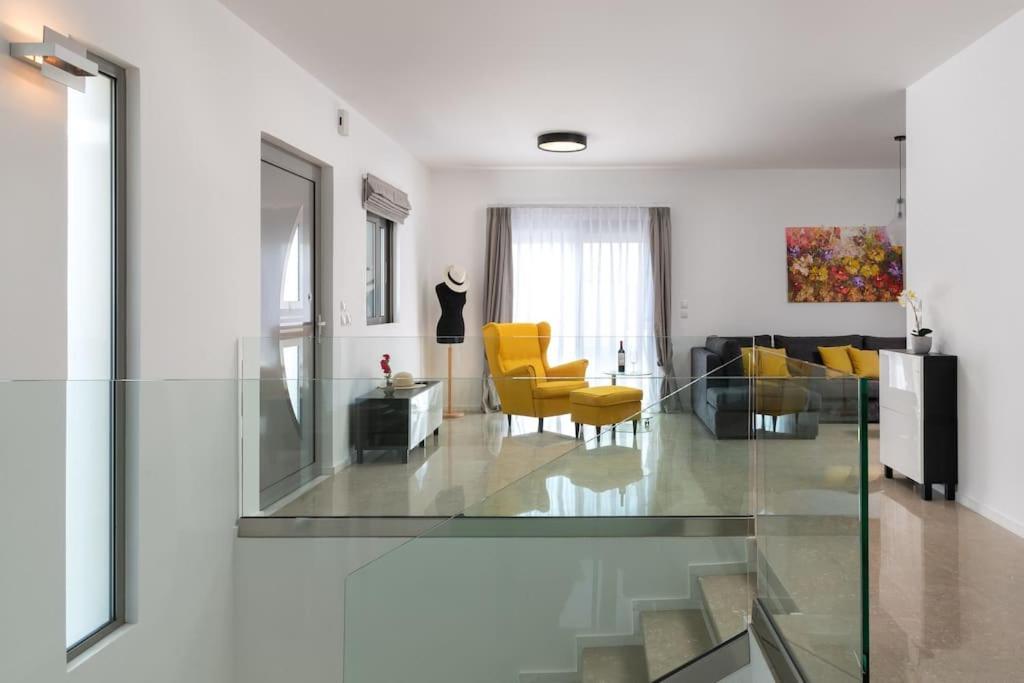 Luxurious And Modern House Near Town And Beach Asgourou Exterior foto